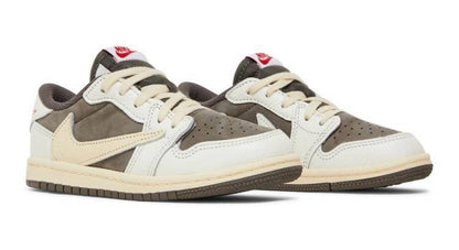 Jordan 1 Retro Low OG SP Travis Scott Reverse en moca